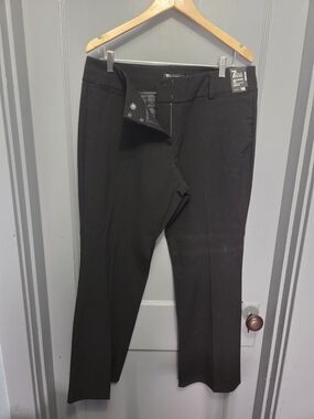 NWT New York & Company 7th Avenue Bootcut Dress Pants Size 16 Black Stretch